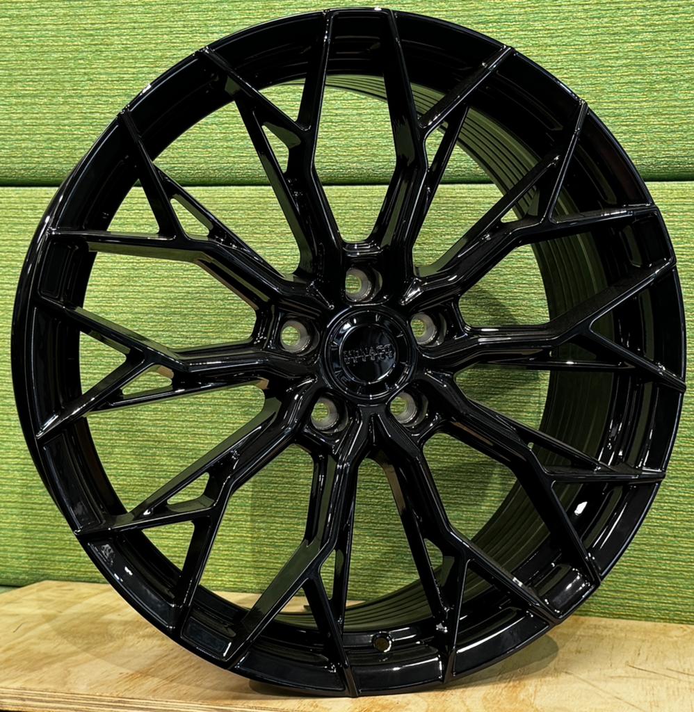 Nieuwe velgen 5x112 VW Golf Audi A3 19" Zwart Monaco FF3