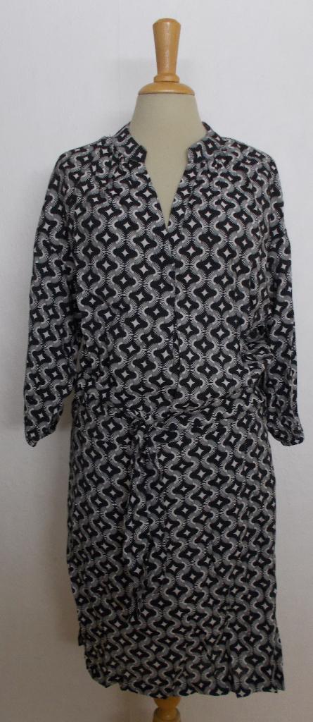 Leuke zwart/witte print jurk van Silvercreek! M, Maat 38/40 (M), Verzenden, Zwart, Nieuw