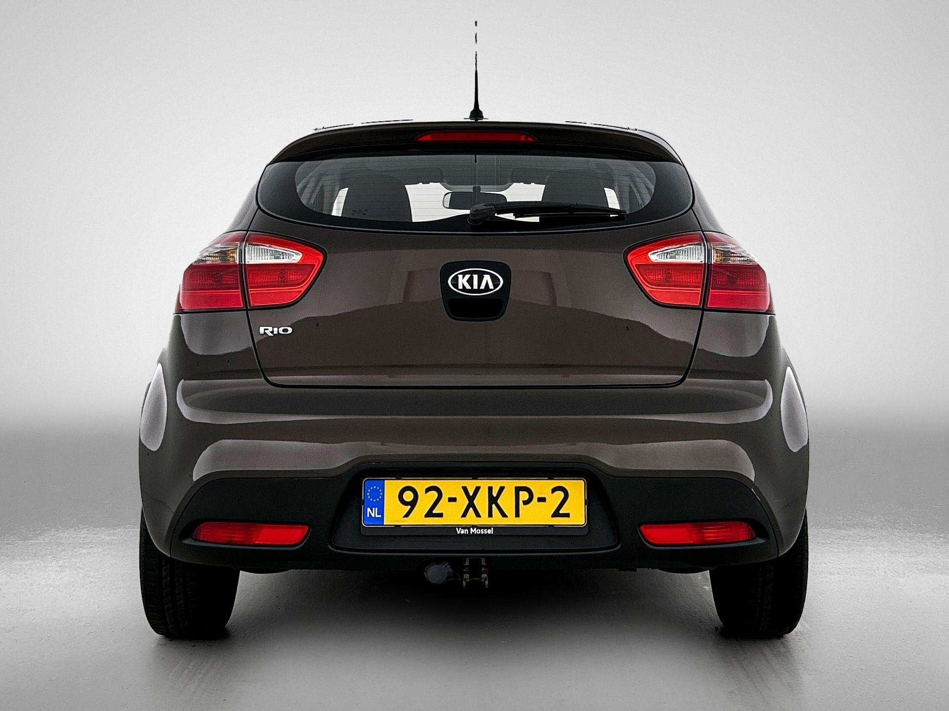 Kia Rio 1.2 CVVT Comfort Pack | Airco | Trekhaak |, Auto's, Voorwielaandrijving, Handgeschakeld, Rio, 900 kg