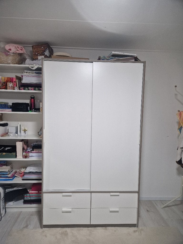 Kledingkast, Ophalen, 100 tot 150 cm, 200 cm of meer, Zo goed als nieuw