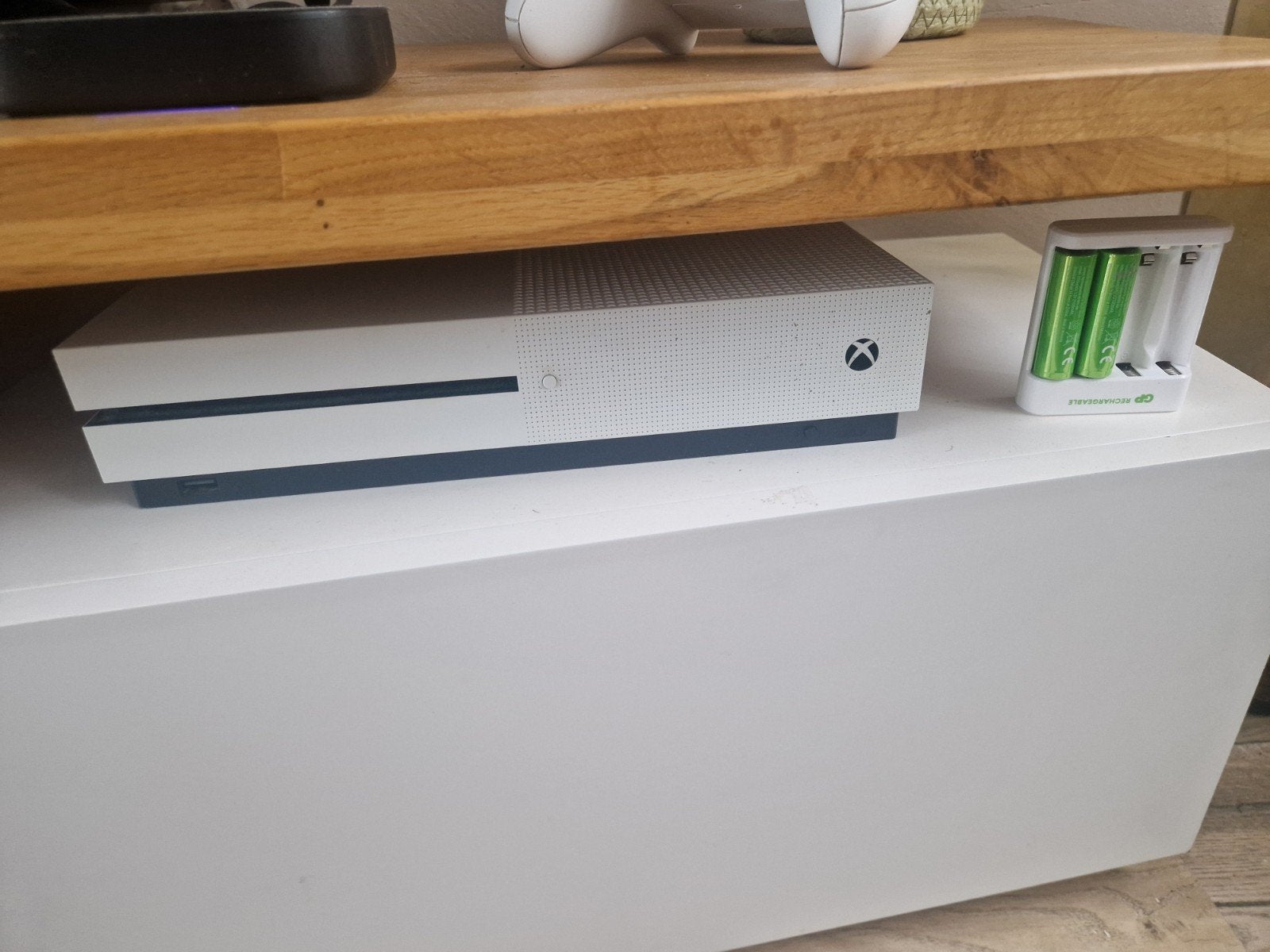 Xbox One met controller en 63 games (o.a. GTA V,fifa, Forza), Spelcomputers en Games, Ophalen, Xbox One, Met 1 controller, 500 GB