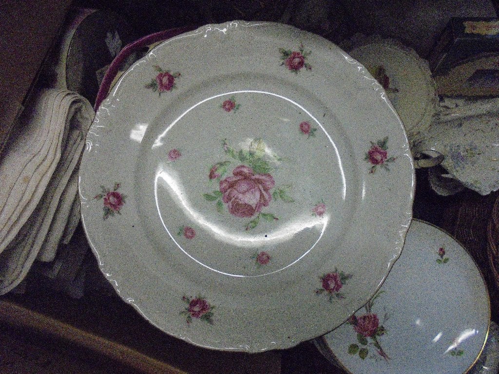 Grote ronde serveerschaal Winterling Bavaria roze roosjes, Antiek en Kunst, Antiek | Servies los, Ophalen of Verzenden