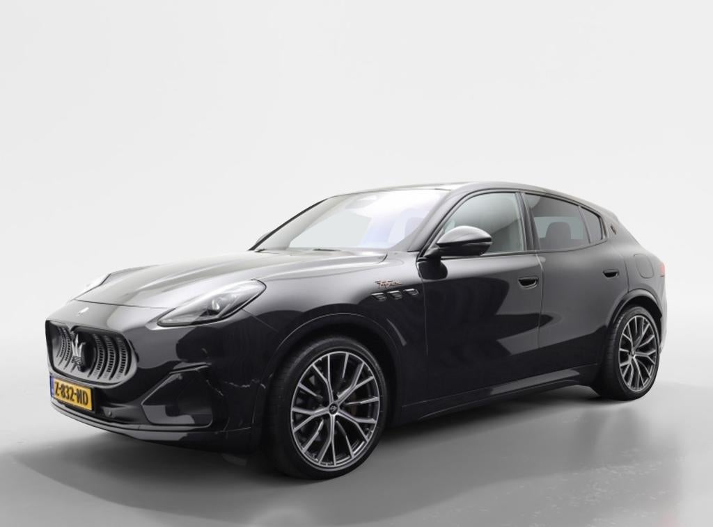Maserati Grecale AWD Folgore 105kWh | BOMVOL | Pano | 3jr. g, 131 €/maand, 0 cilinders, Adaptive Cruise Control, Leder en Stof