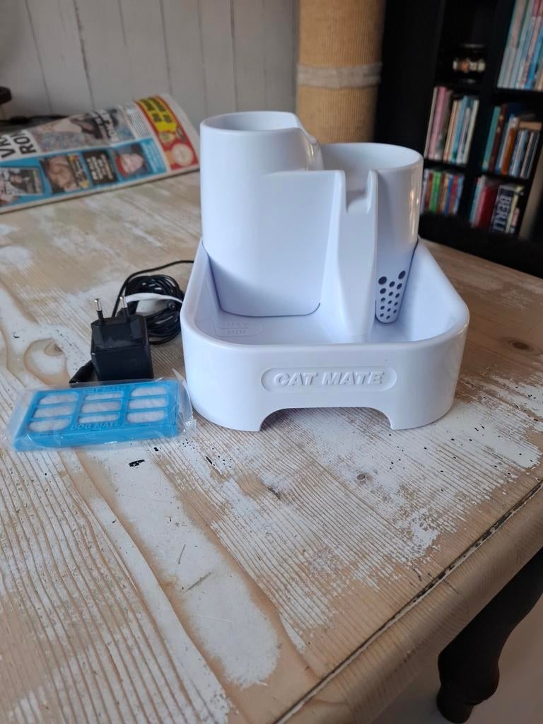 Aangeboden Cat Mate waterfontein, Ophalen of Verzenden, Automatisch, Gebruikt