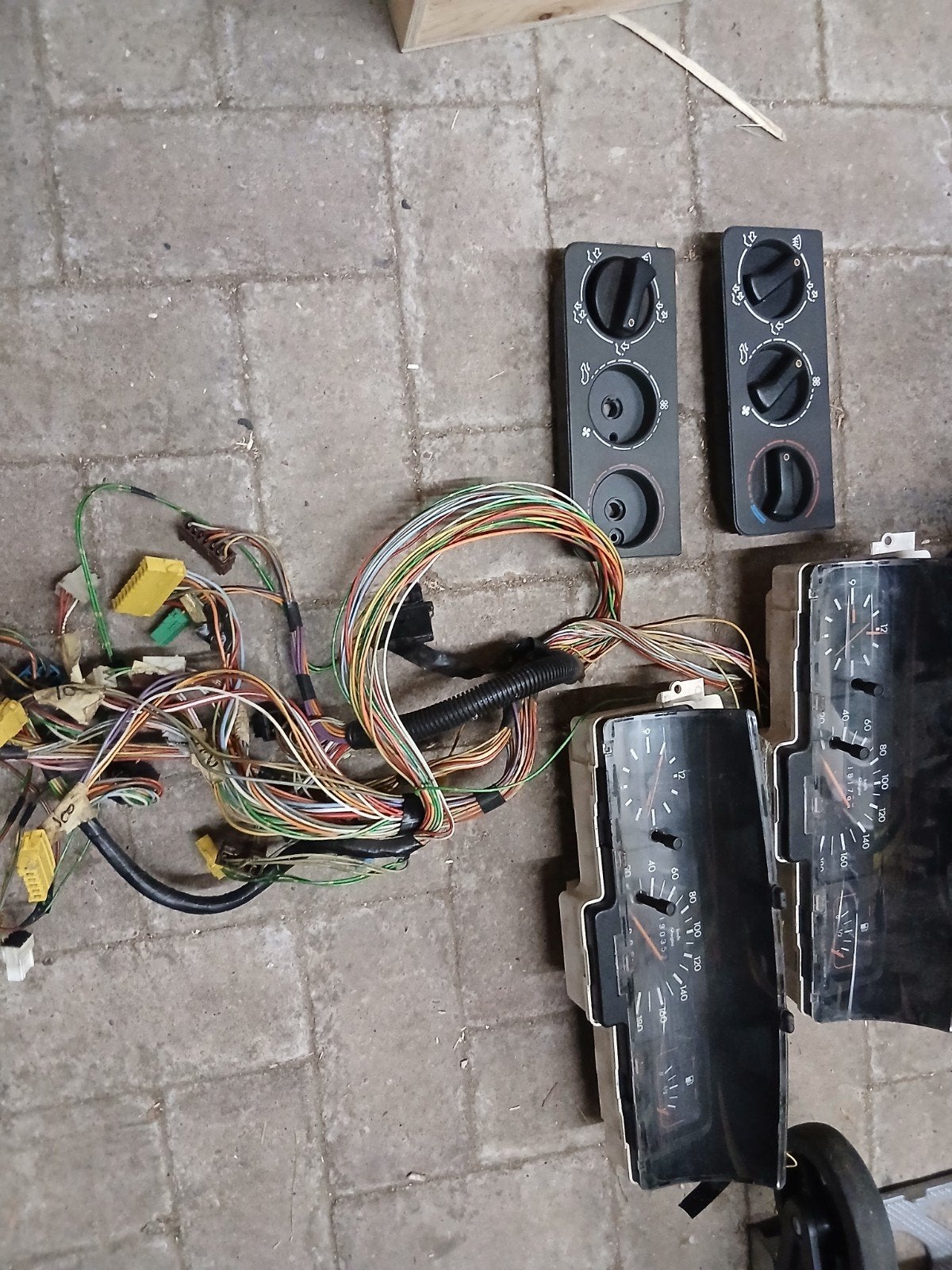 Peugeot 205 dashboards (incl. kabelboom) + kachelbediening, Ophalen of Verzenden, Gebruikt, Peugeot