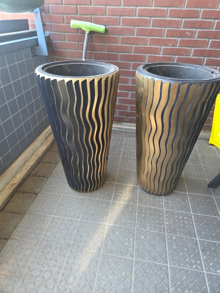 hoge kunststof bloempot met kleinere ondiepe binnen pot, Ophalen of Verzenden, Overige soorten, Halfschaduw, Minder dan 100 cm