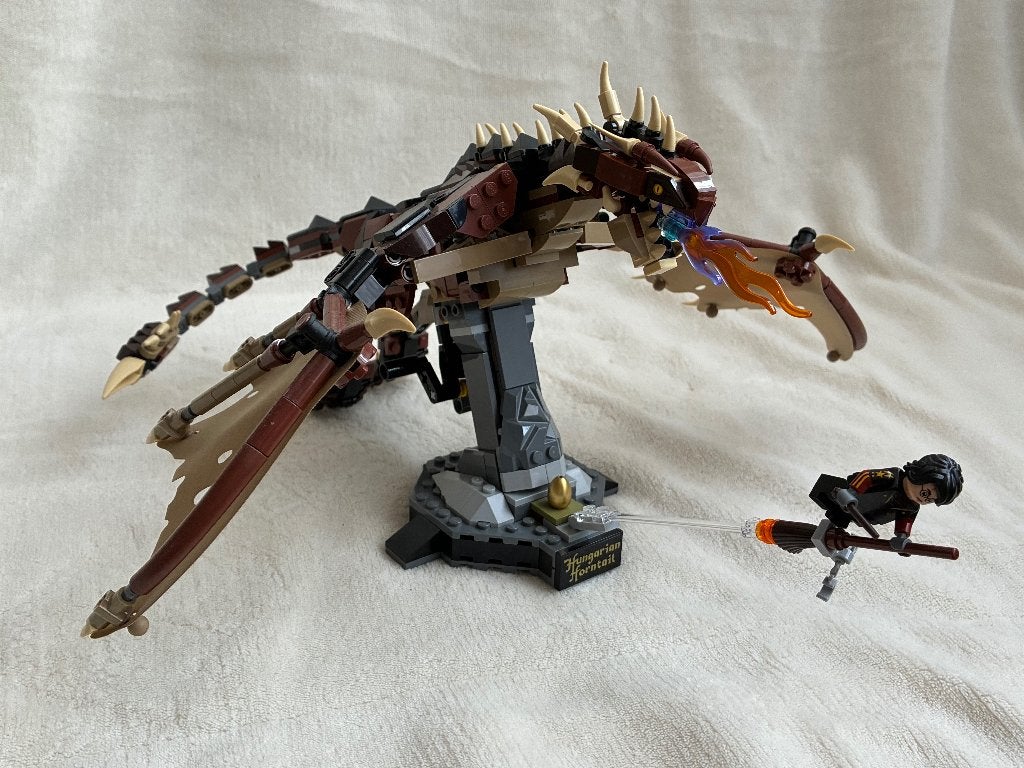 LEGO Harry Potter 76406 + 2 EXTRA MINIFIGS + doos, Lego, Harry Potter, Ophalen of Verzenden, Zo goed als nieuw