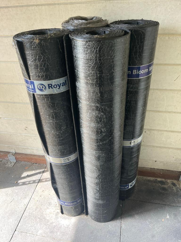 4 rollen bitumen dakbedekking - Royal General, Ophalen, Overige materialen, Zwart, Nieuw