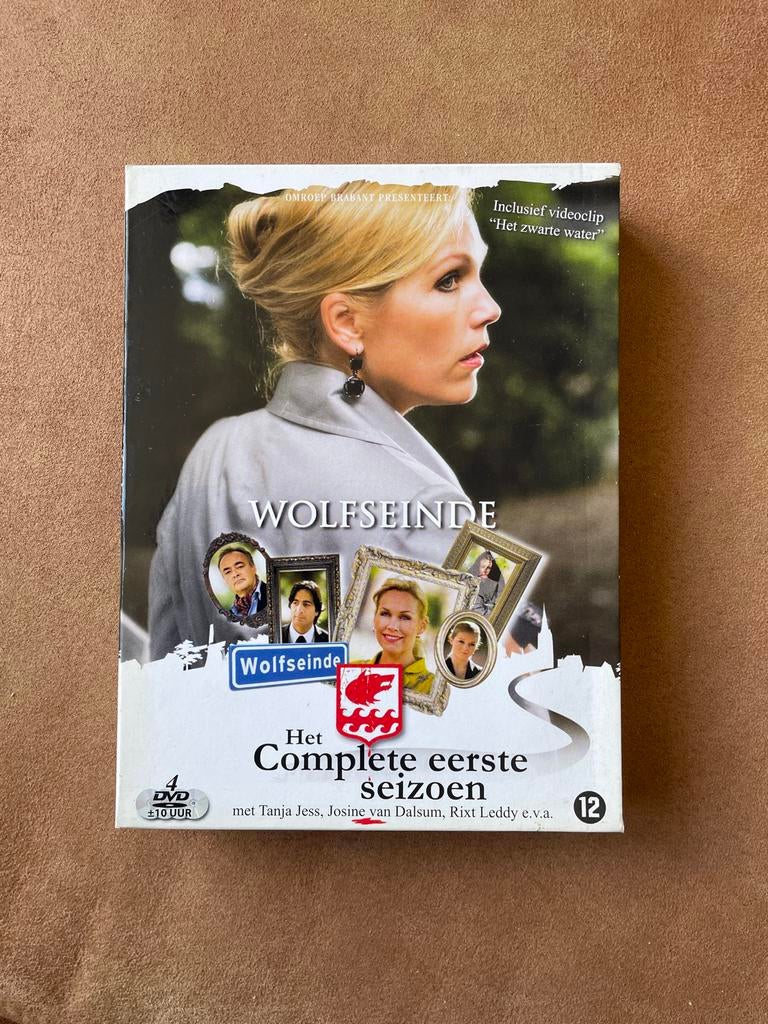 Wolfseinde - Het complete eerste seizoen (4 DVD Boxset), Verzenden, Boxset, Drama, Zo goed als nieuw