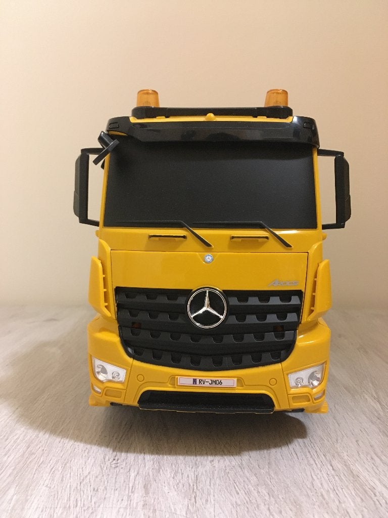 Bestuurbare vrachtwagen Mercedes Benz, Ophalen of Verzenden, Zo goed als nieuw, Afstandsbediening