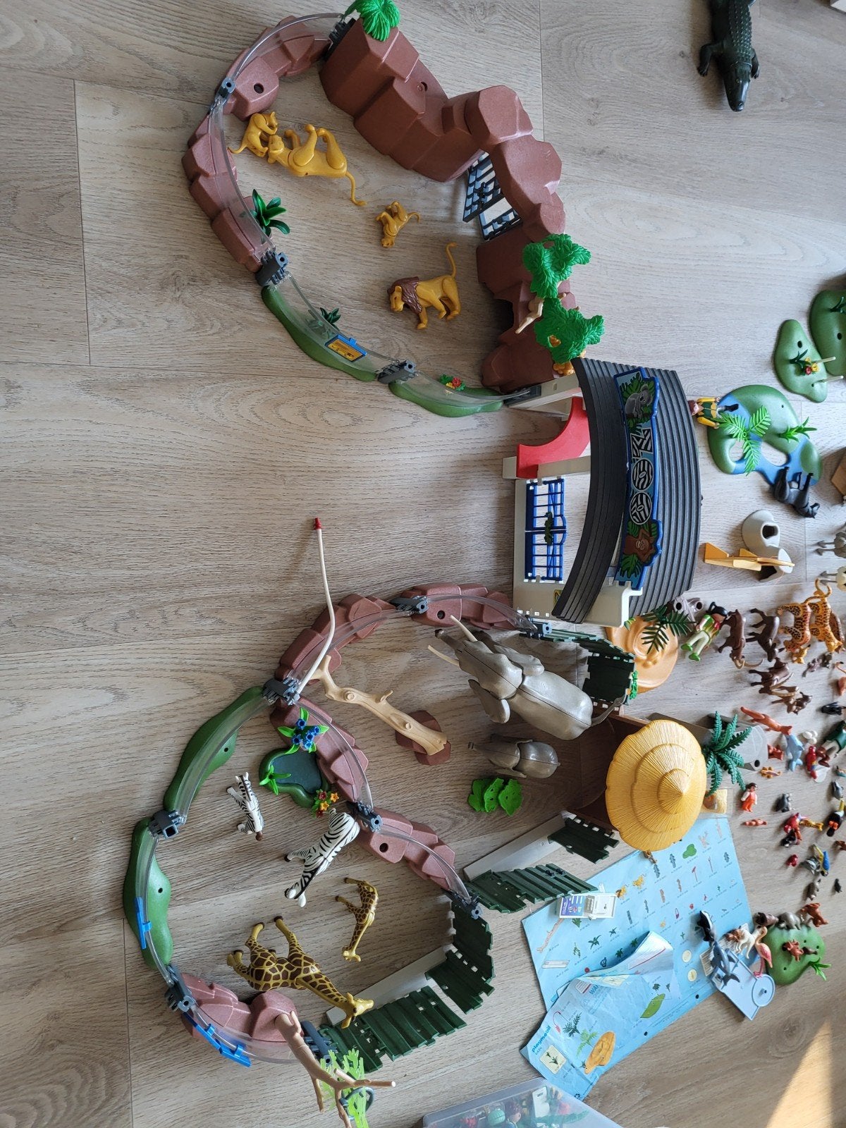 grote set playmobil dierentuin, veel extra dieren, Ophalen of Verzenden, Zo goed als nieuw
