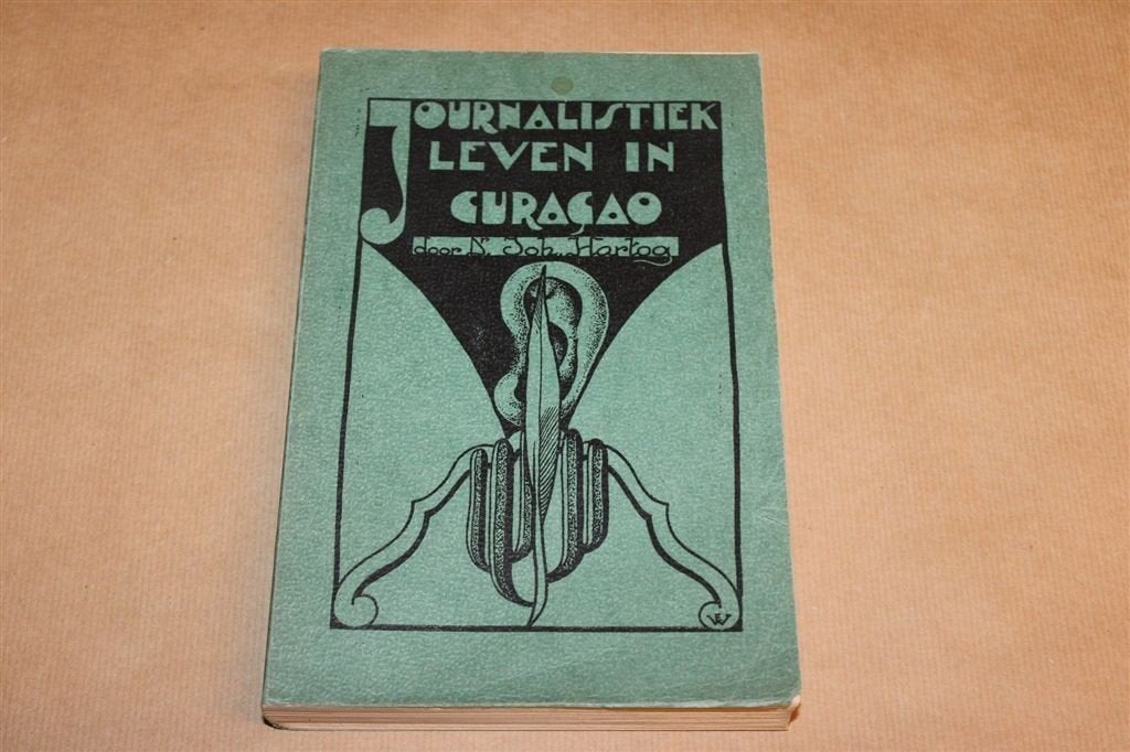 Journalistiek Leven in Curacao — Persgeschiedenis 1944, Ophalen of Verzenden, Gelezen