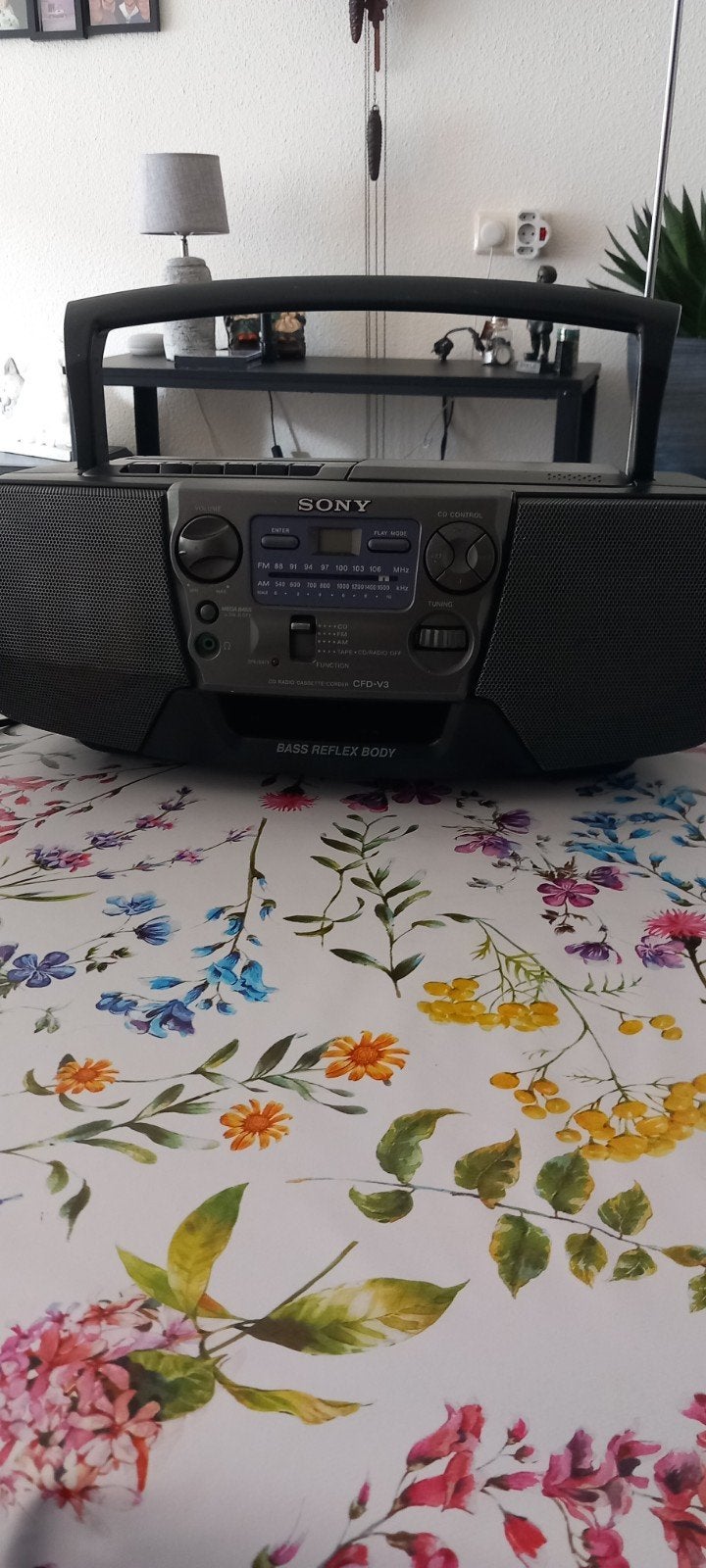 Sony CFD-V3 CD Radio Cassette-Corder met Mega Bass, Ophalen, Gebruikt, Radio, Met cd-speler