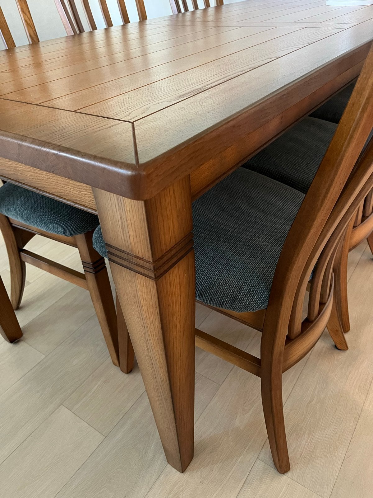 Elegante eettafel met 6 stoelen Massief Eiken, Ophalen, Gebruikt, 200 cm of meer, 50 tot 100 cm