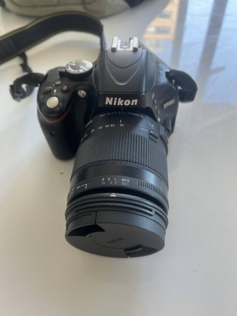 Nikon D5100 Spiegelreflex camera inc lenzen en tas, Ophalen, Spiegelreflex, Zo goed als nieuw, Geen optische zoom