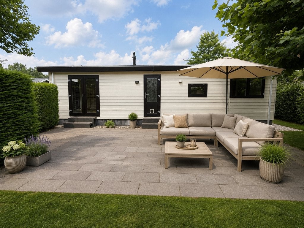UNIEK VRIJSTAAND RECREATIECHALET | EIGEN GROND | OCHTEN, Huizen en Kamers, Recreatiewoningen te koop, Gelderland, 48 m², 2 slaapkamers