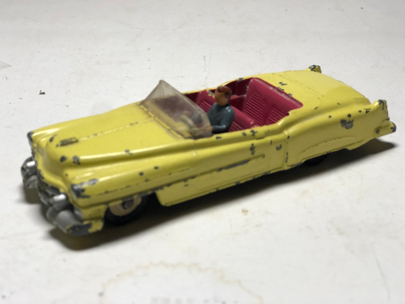 Dinky Toys 131 Cadillac Eldorado, Overige merken, Gebruikt, 1:50 of kleiner, Auto