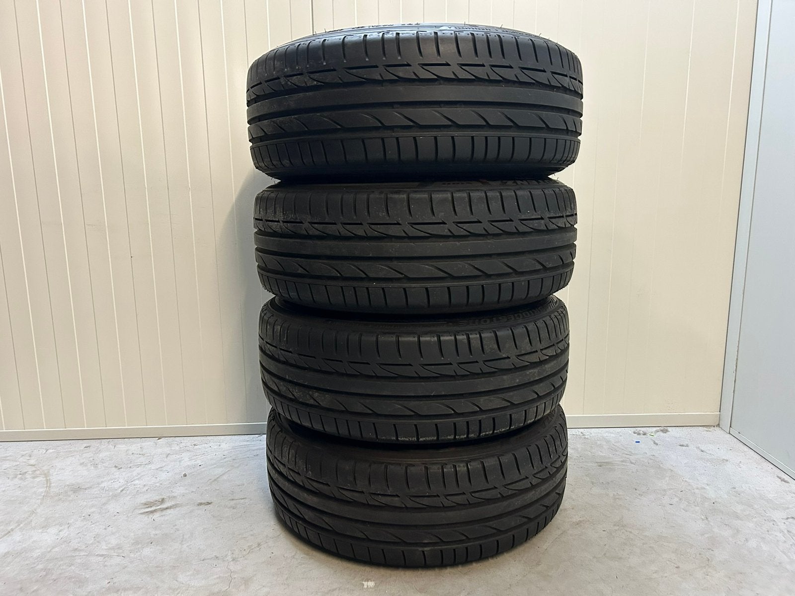Ford Fiesta MK8 ST St-line 17 inch 4x108 zomer 2023 TPMS, Auto-onderdelen, Banden en Velgen, Ophalen, Gebruikt, Ford, Banden en Velgen