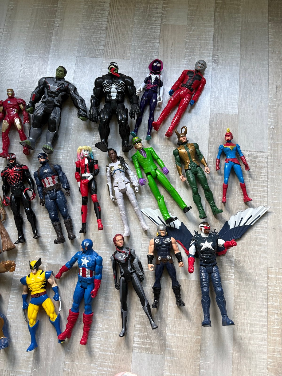 Grote collectie van 24 Marvel en DC actiefiguren, Kinderen en Baby's, Speelgoed | Actiefiguren, Ophalen, Gebruikt