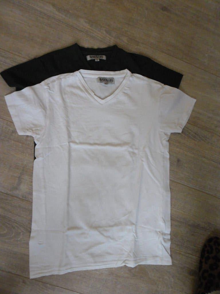 2 stuks z.g.a.n. jongens shirts Maat 152 en 164, Kinderen en Baby's, Kinderkleding | Maat 152, Ophalen of Verzenden, Zo goed als nieuw