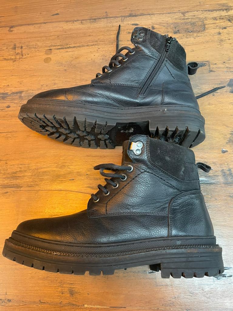 Degelijke schoenen maat 42, Kleding | Heren, Ophalen of Verzenden, Zo goed als nieuw, Zwart