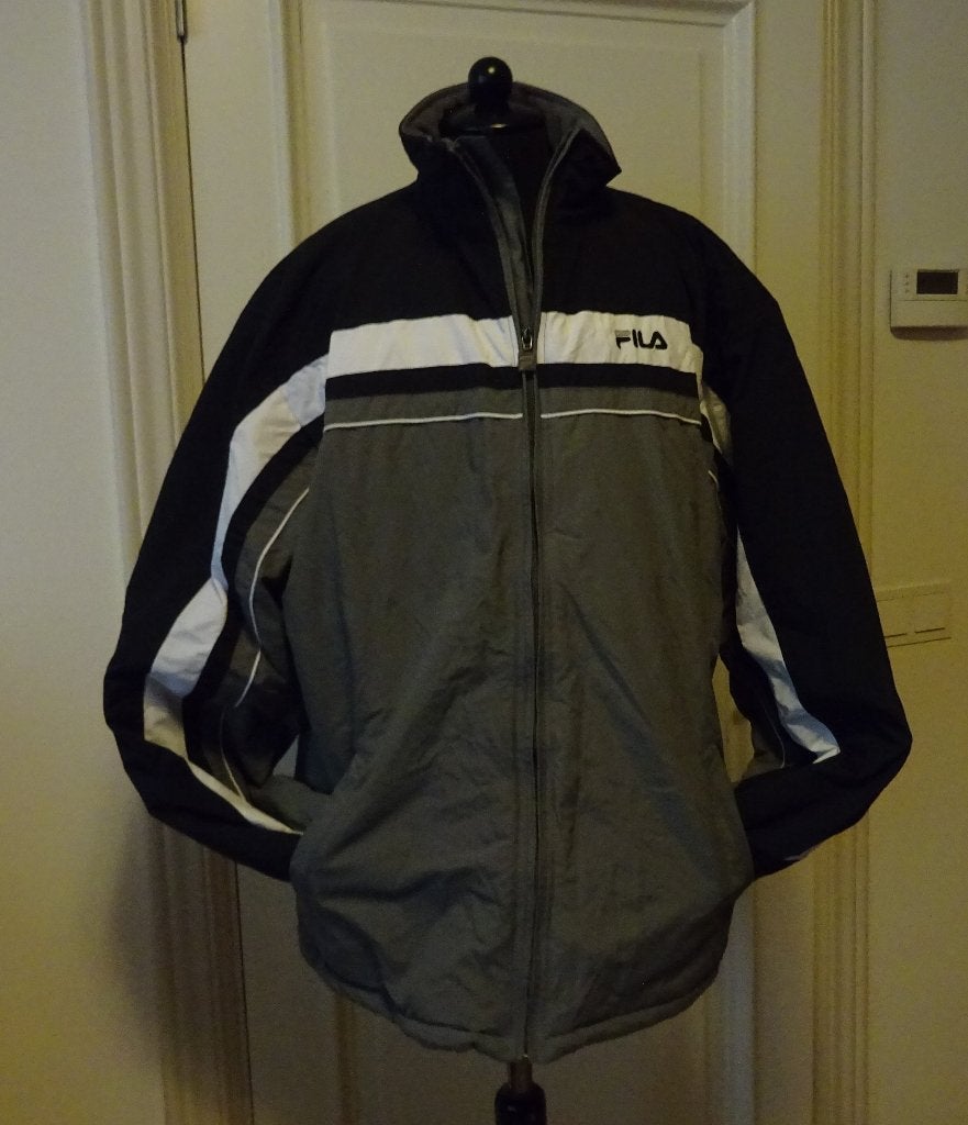 NIEUW Maat L/XL.Jas van het Merk: FILA., Kleding | Heren, Jassen | Winter, Maat 52/54 (L), Nieuw, FILA, Meerkleurig