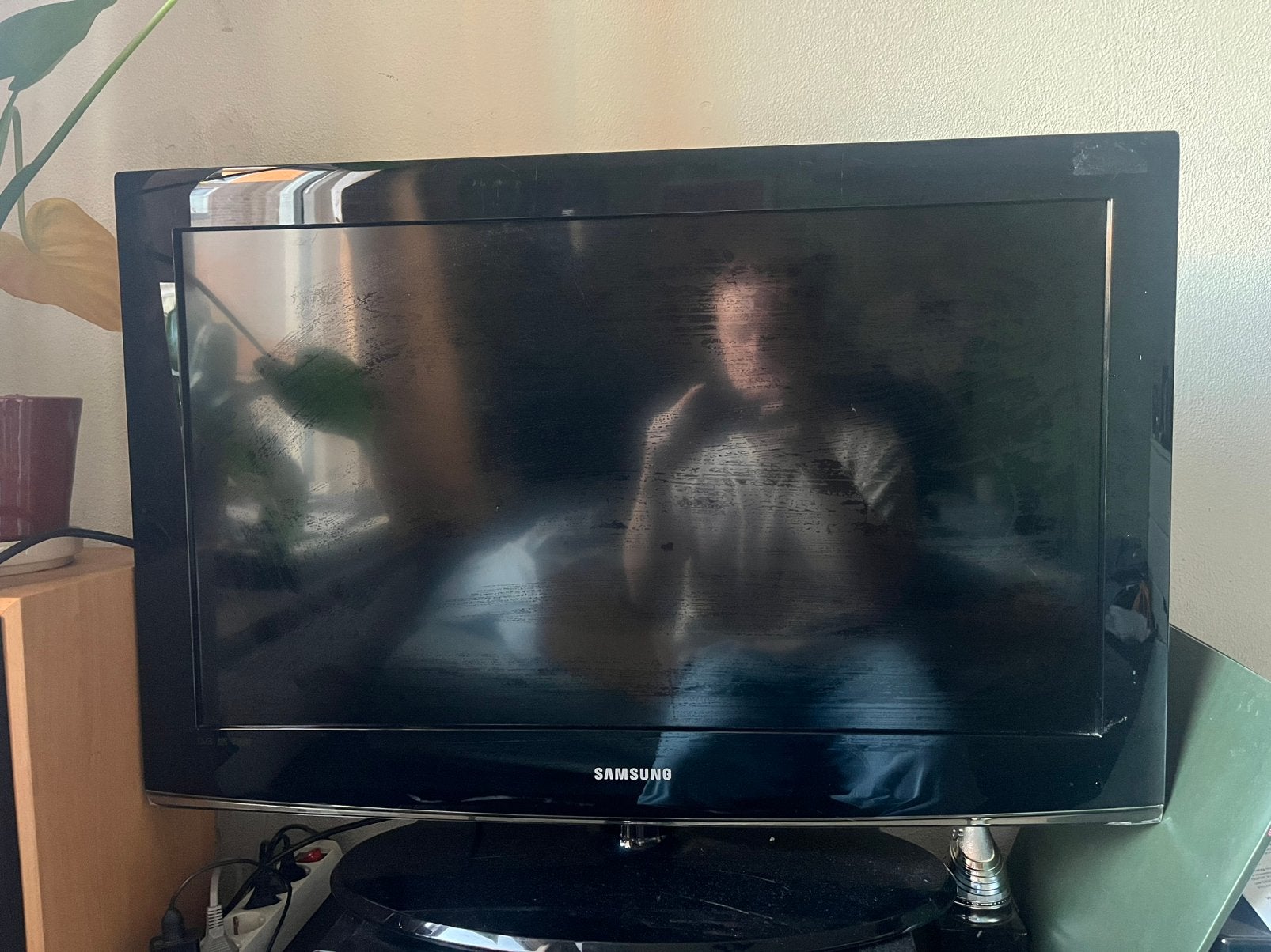 32” inch Samsung televisie met HDMI- en tulpenaansluiting