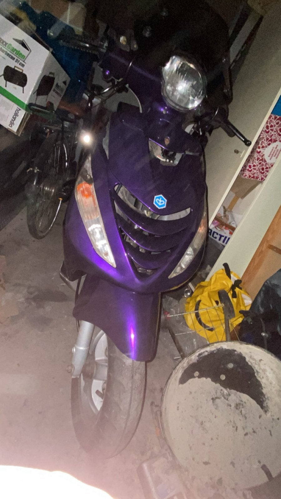 Piaggio zip 4t, Fietsen en Brommers, Ophalen, Maximaal 45 km/u, Zip, Zo goed als nieuw