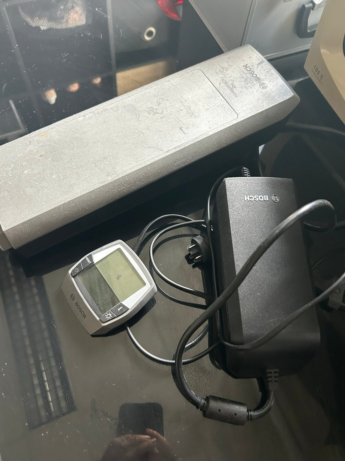 e-bike battery set: PowerPack 400, oplader, display, sleutel, Ophalen, Gebruikt