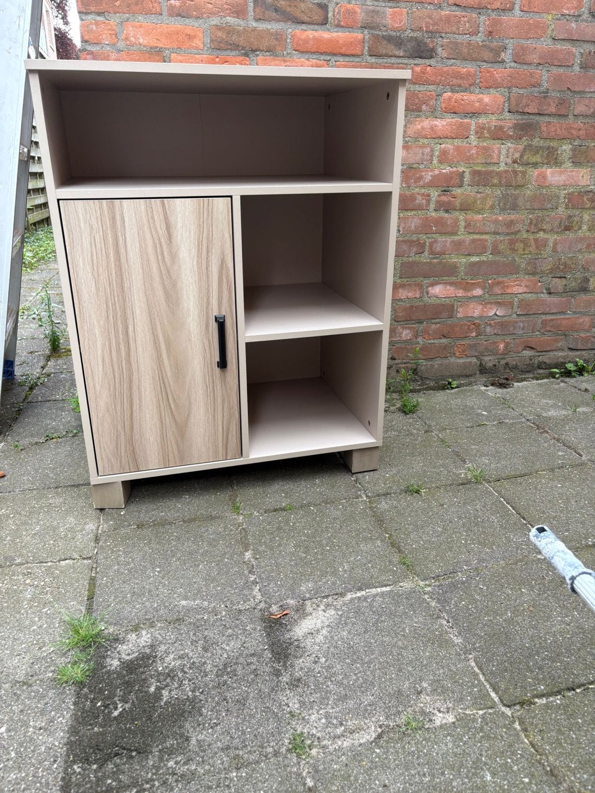 Modern opbergkastje met deurtje en open vakken, Huis en Inrichting, Ophalen, Zo goed als nieuw