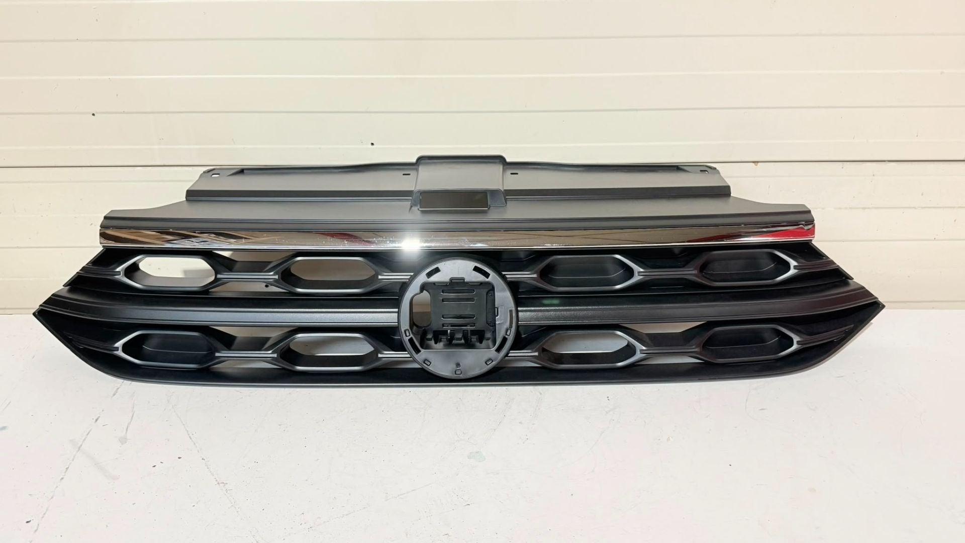 Volkswagen T-Roc 2GA Facelift Grille 2GA853653H