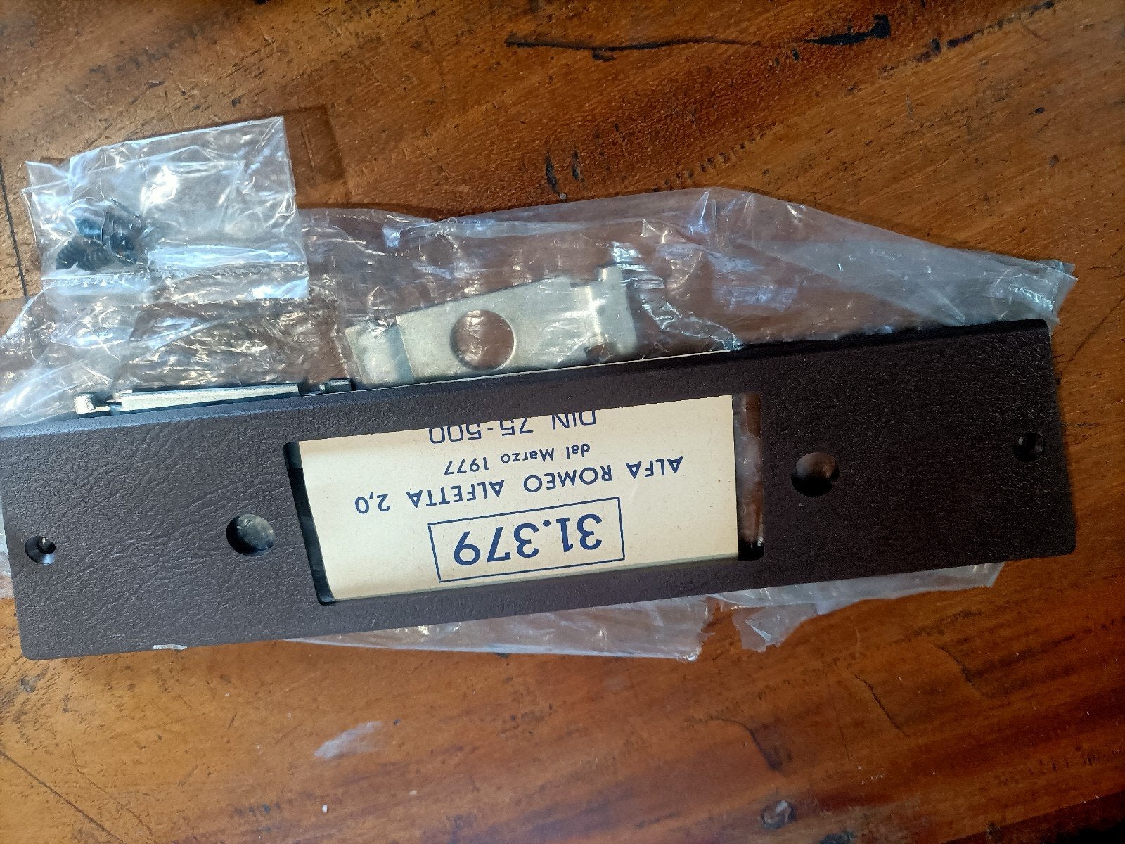 Alfa romeo alfetta radio montage set, Ophalen