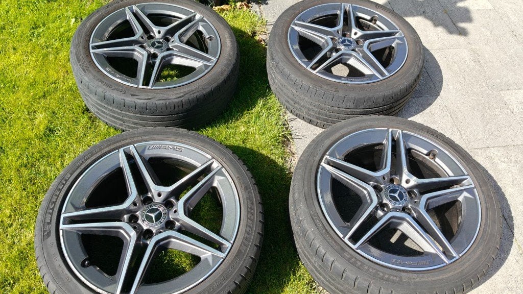 Originele Mercedes-AMG 18" breedset velgen W205 met banden, Auto-onderdelen, Banden en Velgen, Ophalen, 18 inch, Gebruikt, Banden en Velgen