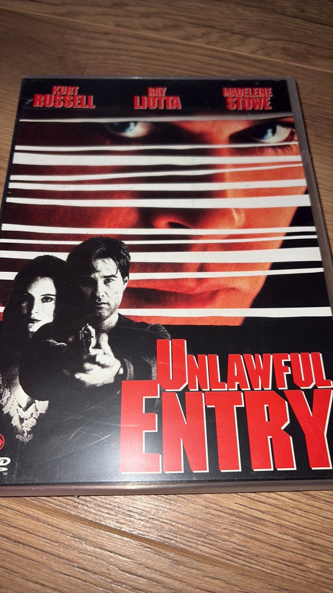 Unlawful Entry met Kurt Russell en Ray Liotta., Cd's en Dvd's, Vanaf 16 jaar, Ophalen of Verzenden, Zo goed als nieuw, Actiethriller