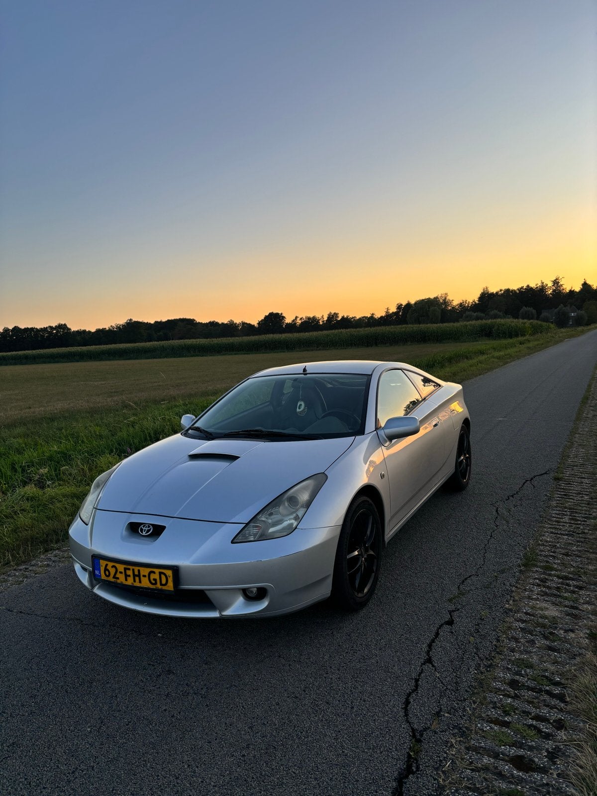 Toyota Celica, gereviseerde motor en nieuwe A.P.K, Auto's, 1794 cc, 4 stoelen, 49 €/maand, Origineel Nederlands