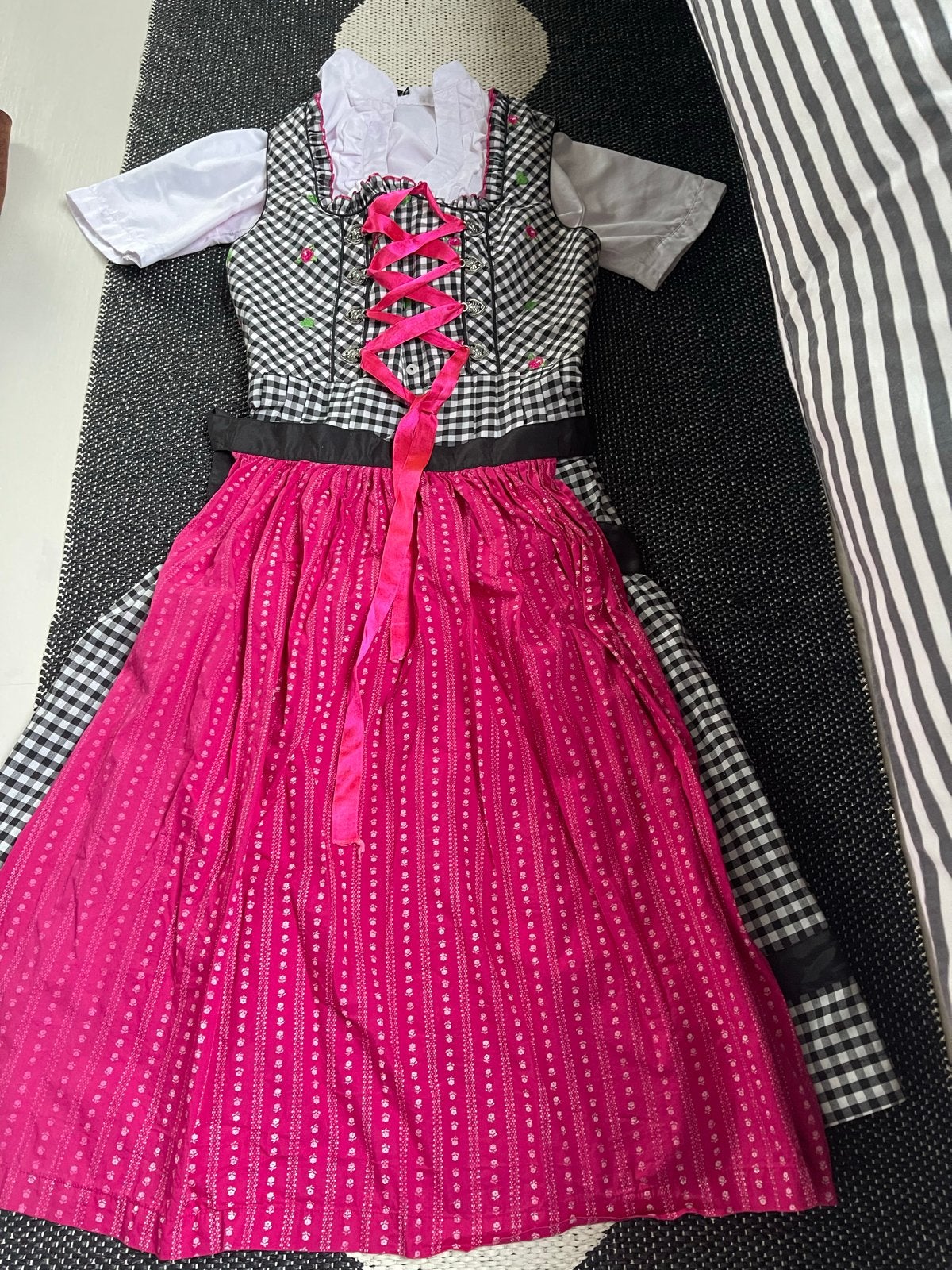 Oktoberfest Dirndl Jurk - Maat 34/36, Ophalen of Verzenden, Overige thema's, Kleding, Maat 34 (XS) of kleiner