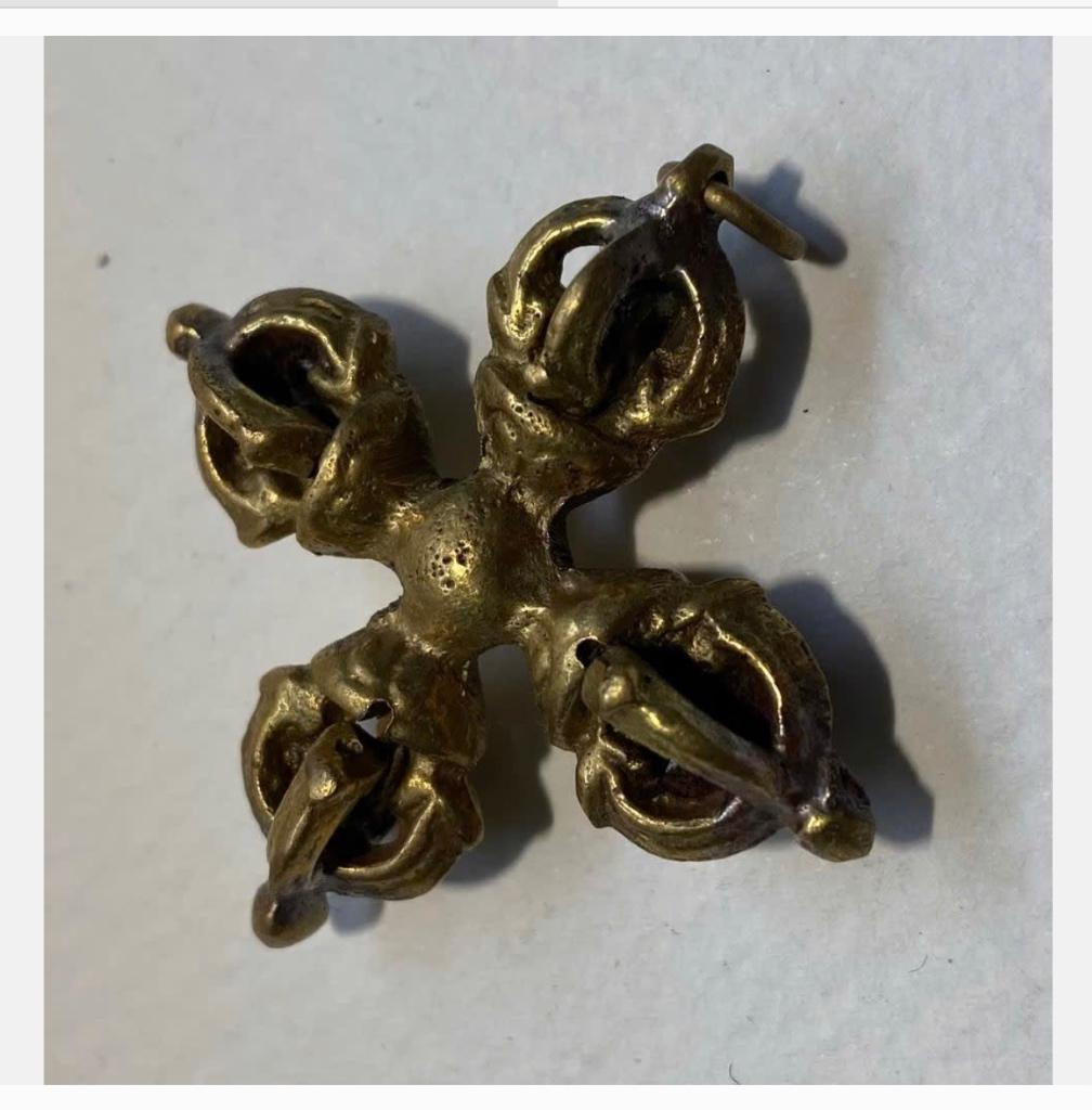 Vajra dubbele dorje, messing hanger, in beschermfolie, Antiek en Kunst, Ophalen of Verzenden