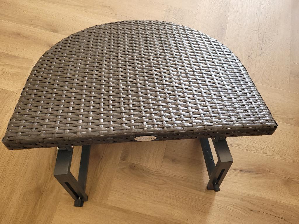 Balkontafeltje halve maan, Ophalen, Zo goed als nieuw