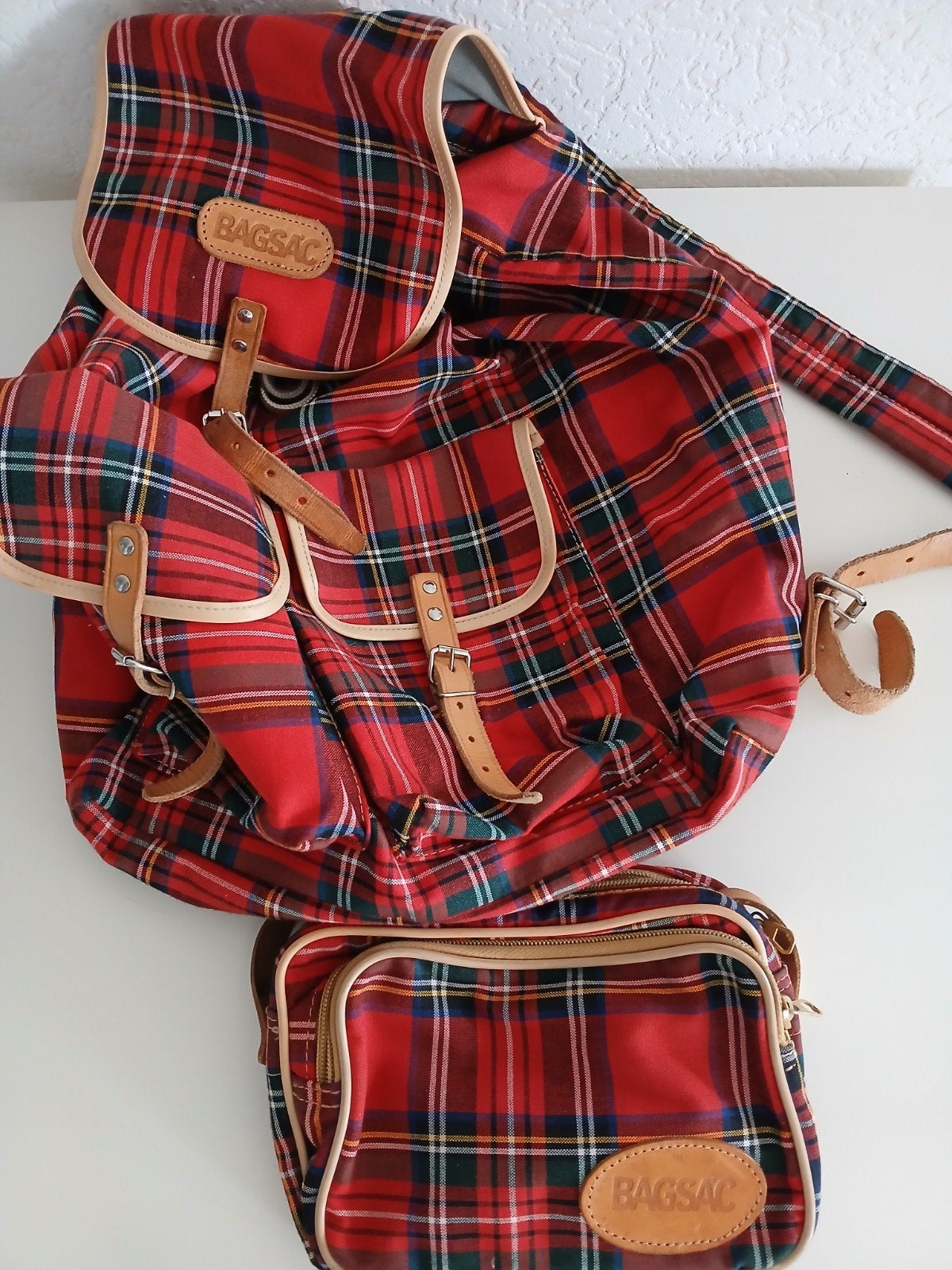 Vintage rugzak met tasje, Overige merken, Gebruikt, Minder dan 30 cm, Ophalen of Verzenden