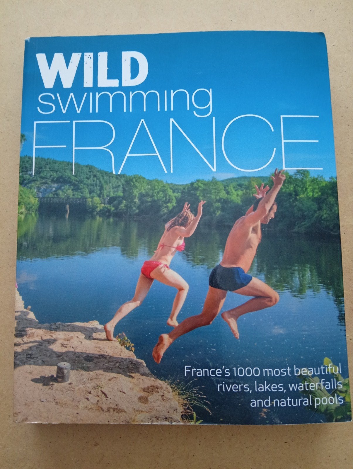 Wild Swimming France 1000 mooiste rivieren, meren, waterv, Boeken, Overige merken, Europa, Ophalen of Verzenden, Zo goed als nieuw