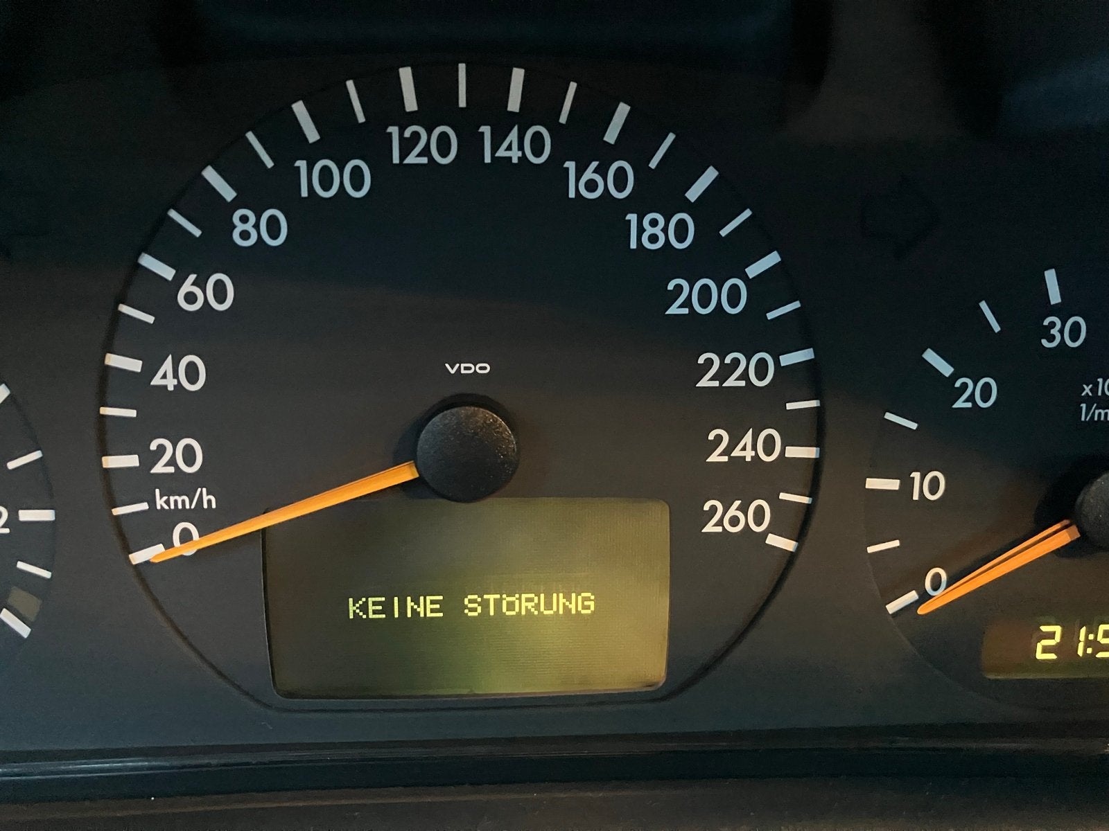 Mercedes-Benz E200 Combi Elegance YOUNGTIMER, foto 10