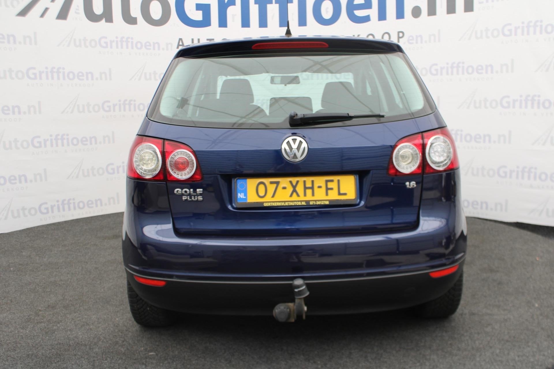 Volkswagen Golf Plus 1.6 Optive 3 nette MPV met trekhaak, Auto's, Stof, Gebruikt, 4 cilinders, Euro 4