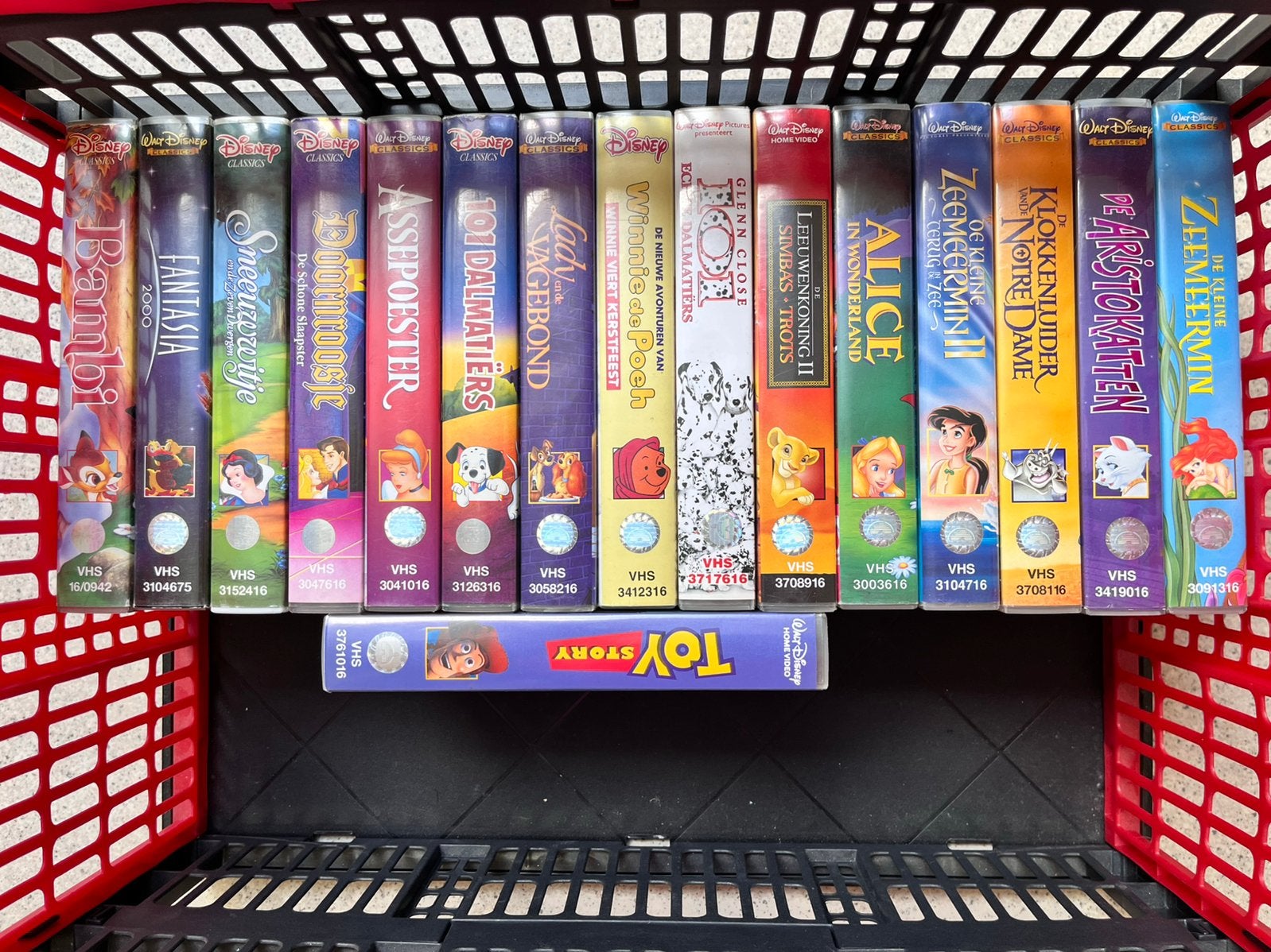 VHS videoband Disney klassiekers, Alle leeftijden, Ophalen, Gebruikt