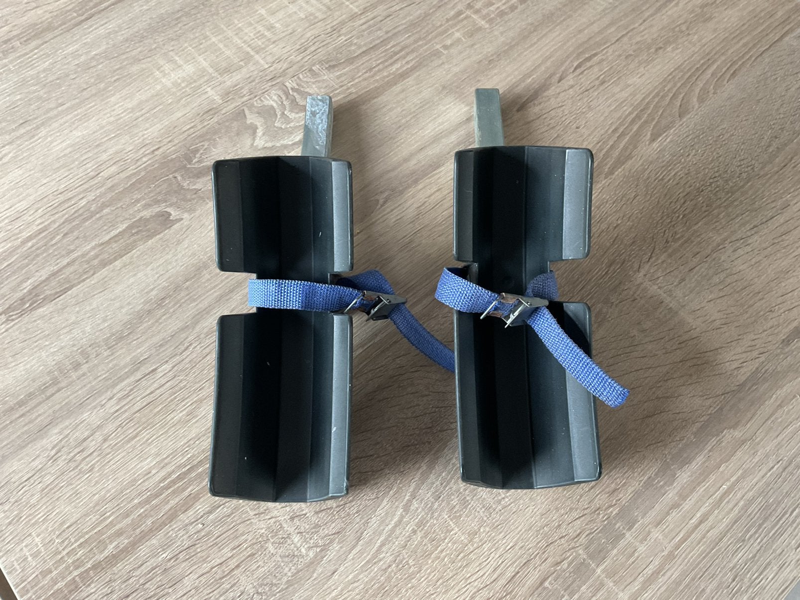 Extra brede 8cm kunststof wielgoot - goot fietsendrager, Ophalen of Verzenden, Zo goed als nieuw, Fietsendrager-accessoire, Elektrische fiets