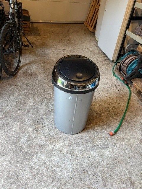 Grote Brabantia Touch Bin Zilver/RVS, Ophalen, 50 – 75, Gebruikt, 40 liter of meer