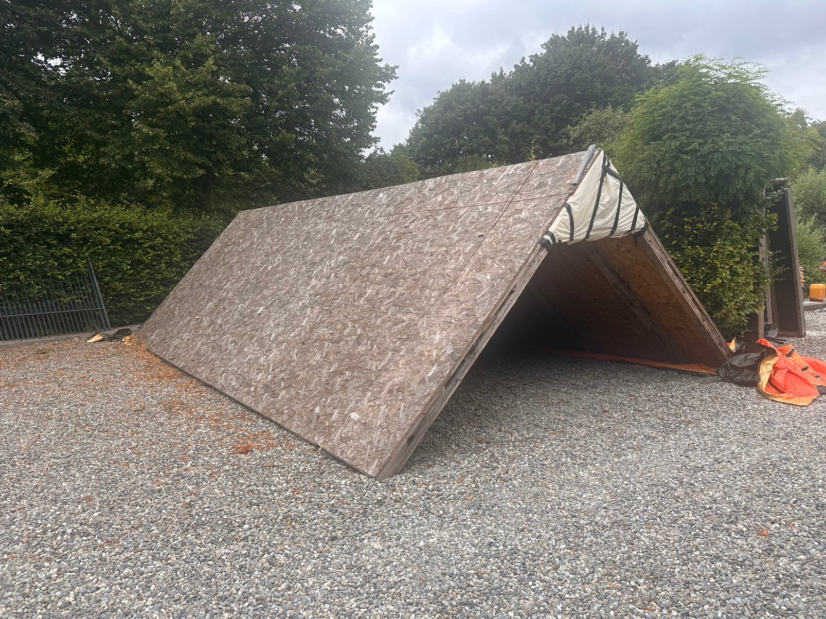 Dak van een tuinhuis, Ophalen, Gebruikt, Schuur, Zonder ramen
