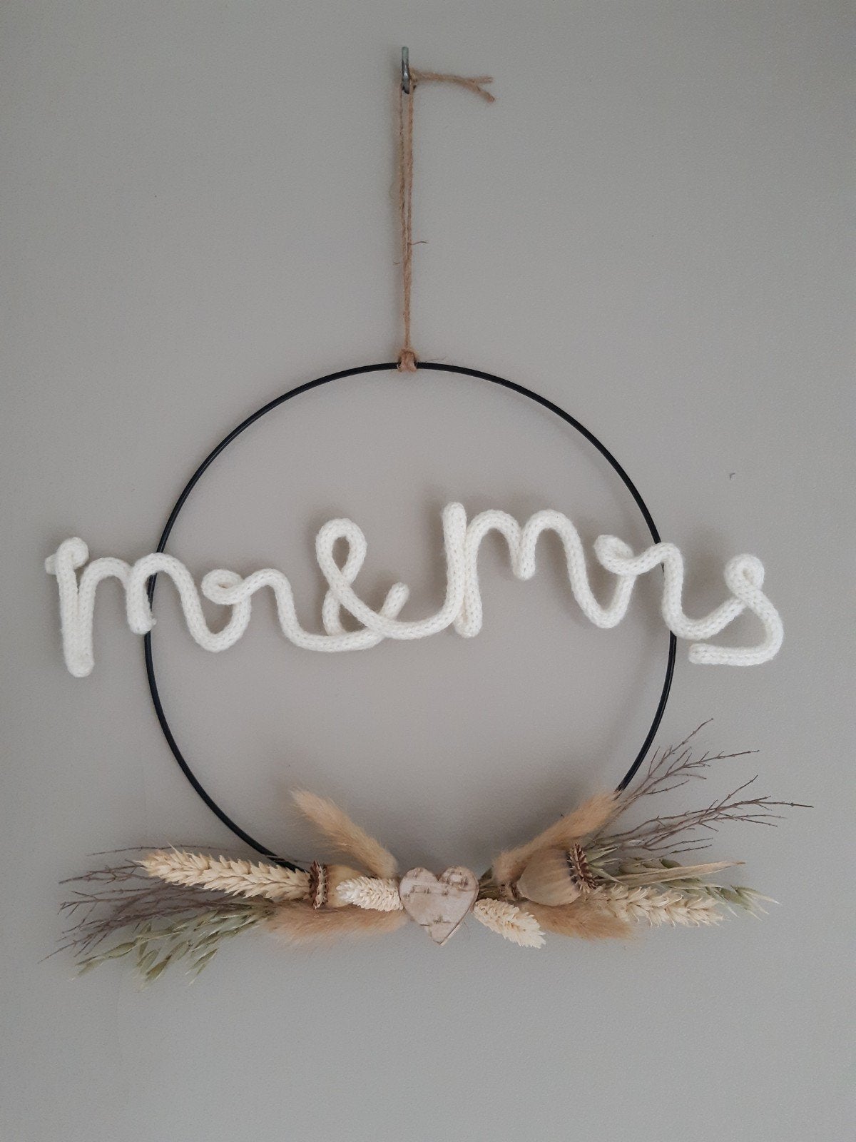 Metalen ring Mr & Mrs droogbloemen, Huis en Inrichting, Krans, Nieuw, Ophalen of Verzenden, Overige materialen