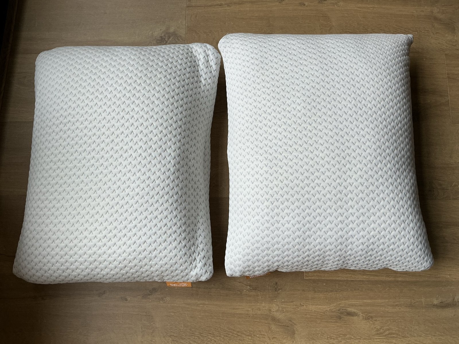 Set van 2 Wellpur kussens - Zo goed als nieuw, Ophalen, Zo goed als nieuw, Wit, Rechthoekig