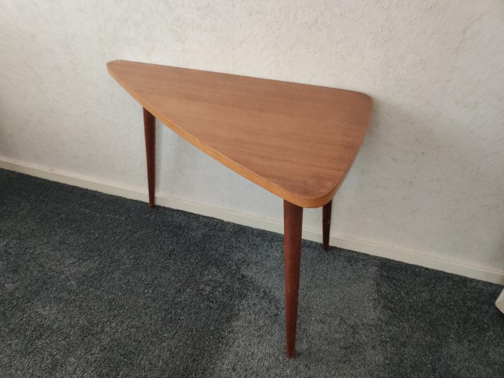 Bijzet tafeltje vintage, Huis en Inrichting, Tafels | Bijzettafels, Minder dan 55 cm, Gebruikt, Rond, Hout