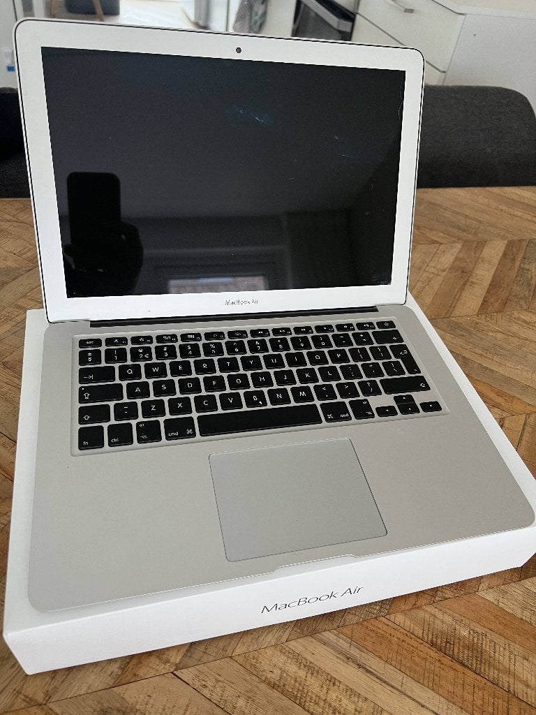 Macbook Air 2017, Computers en Software, Apple Macbooks, Ophalen, Gebruikt, Qwerty, 8 GB